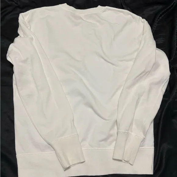 KAWS X Uniqlo Snoopy men’s sweater - Picture 3 of 3